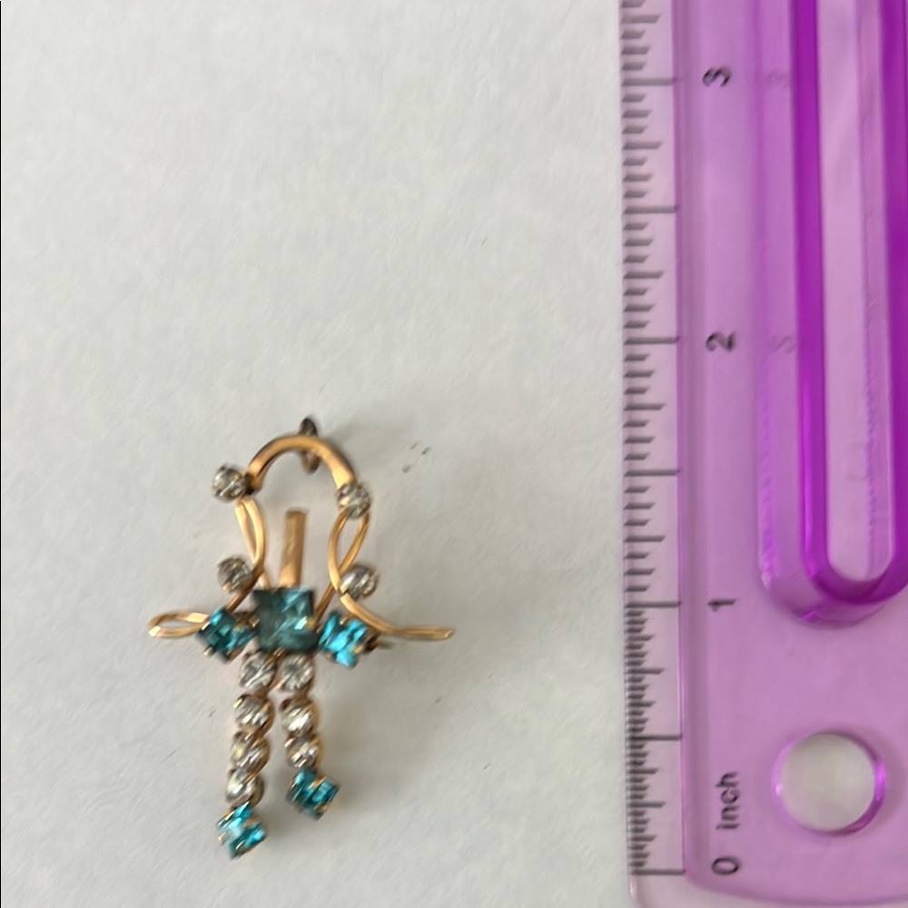 Vintage Gold and Blue Gemstone Pendant
